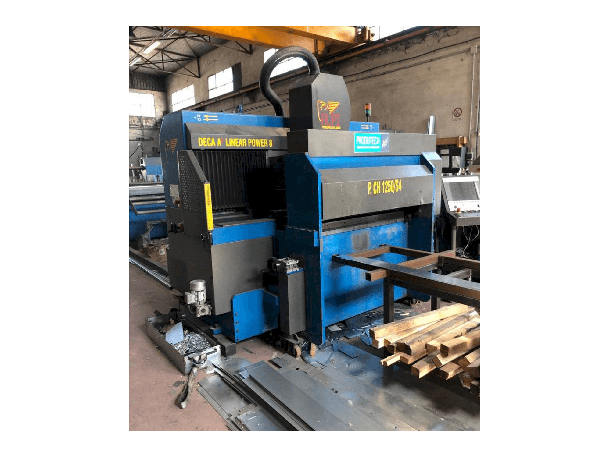 Vooraanzicht van PRODUTEC ALPI DECA A2 machine