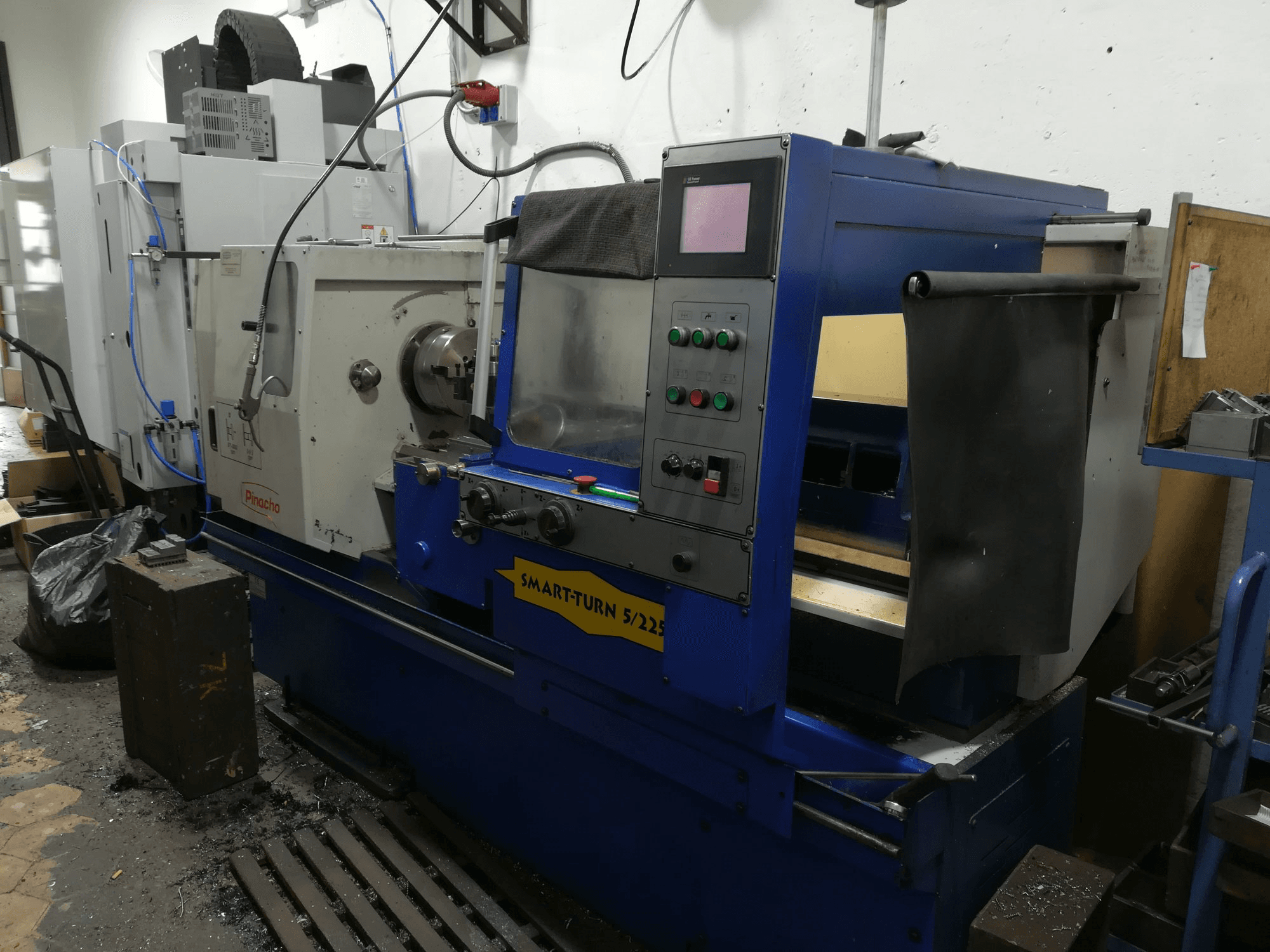 Vooraanzicht van Pinacho Smart-Turn 5/225 machine