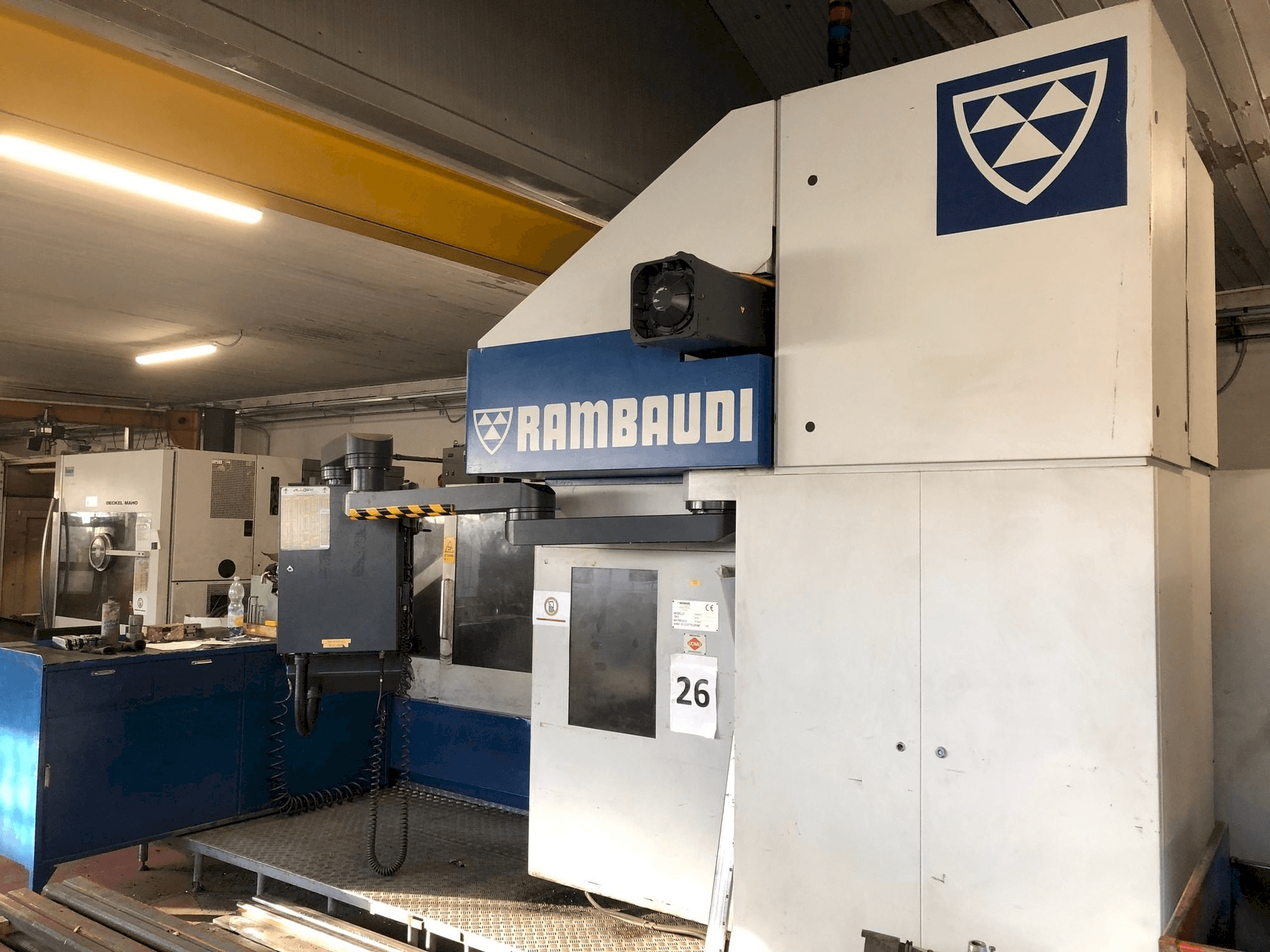 Vooraanzicht van Rambaudi Ramfast RF105 machine
