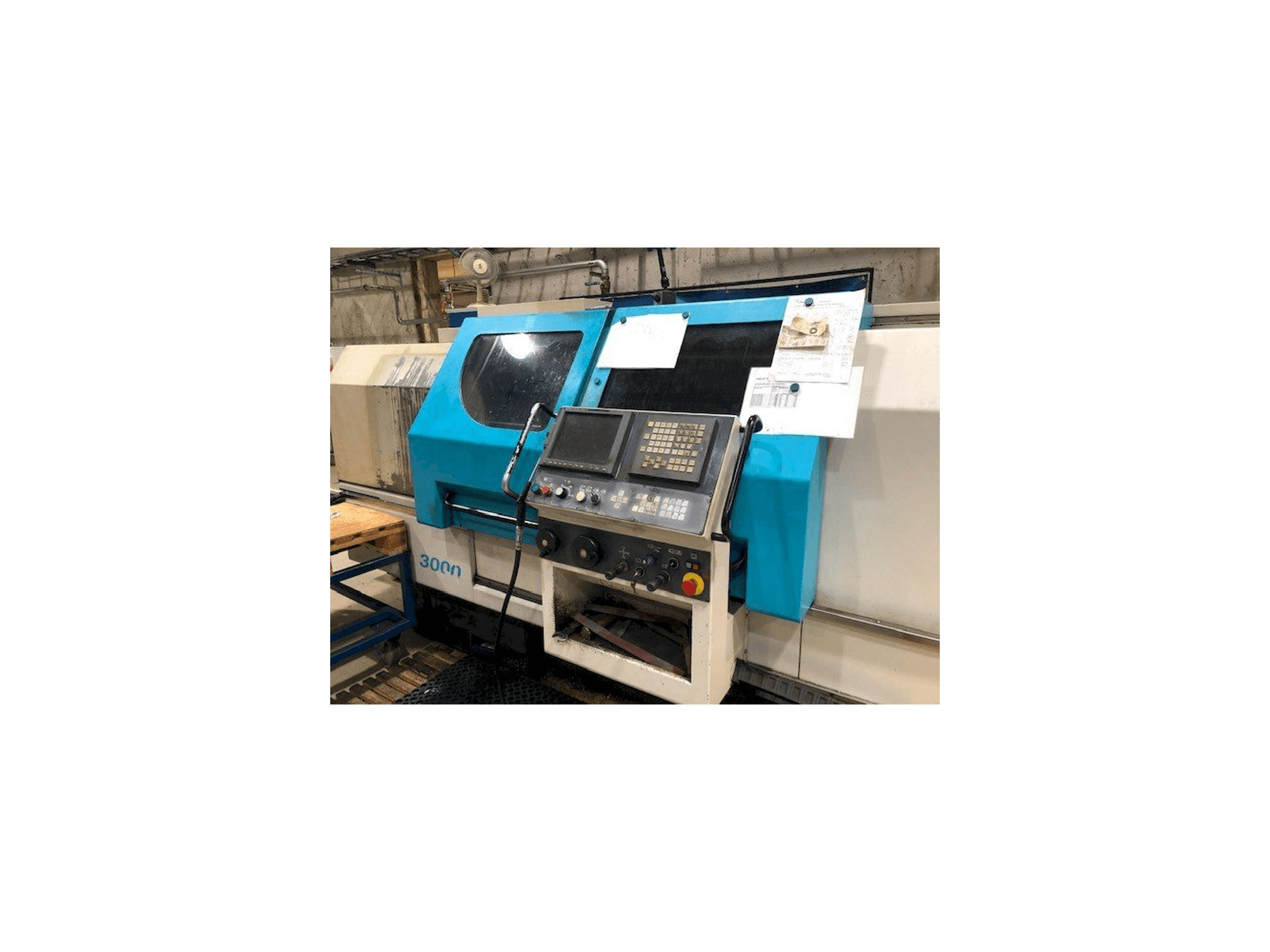 Vooraanzicht van 600 Lathes Combi 3000 machine
