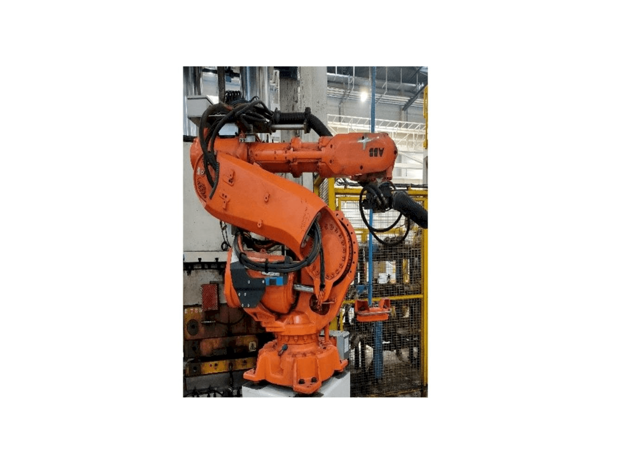 Vooraanzicht van ABB IRB 6640-185/2.8 machine